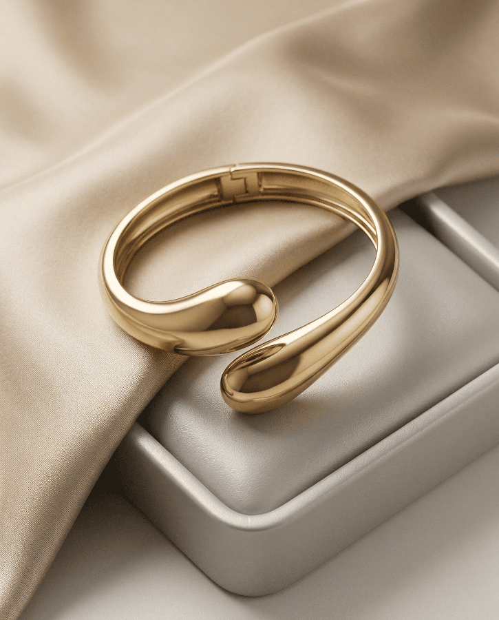 Sculpted Open Gold Kada