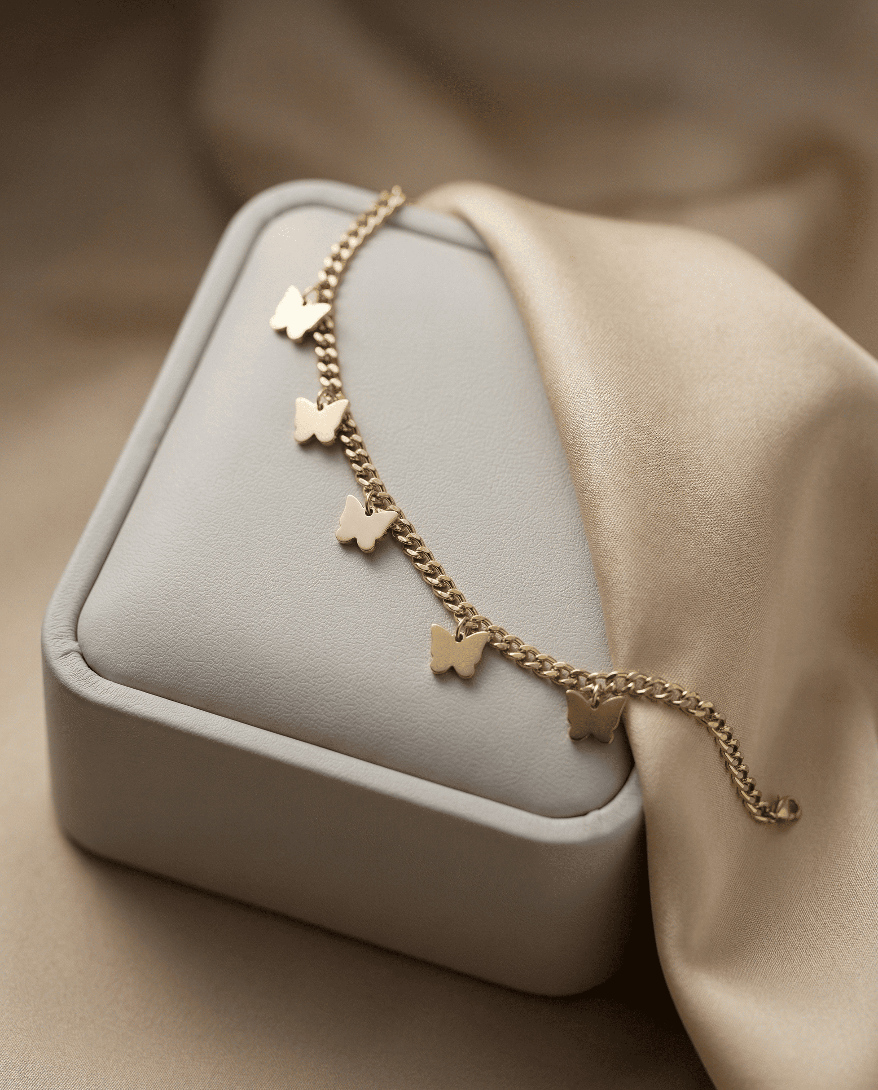 Flutter Charm Gold Bracelet