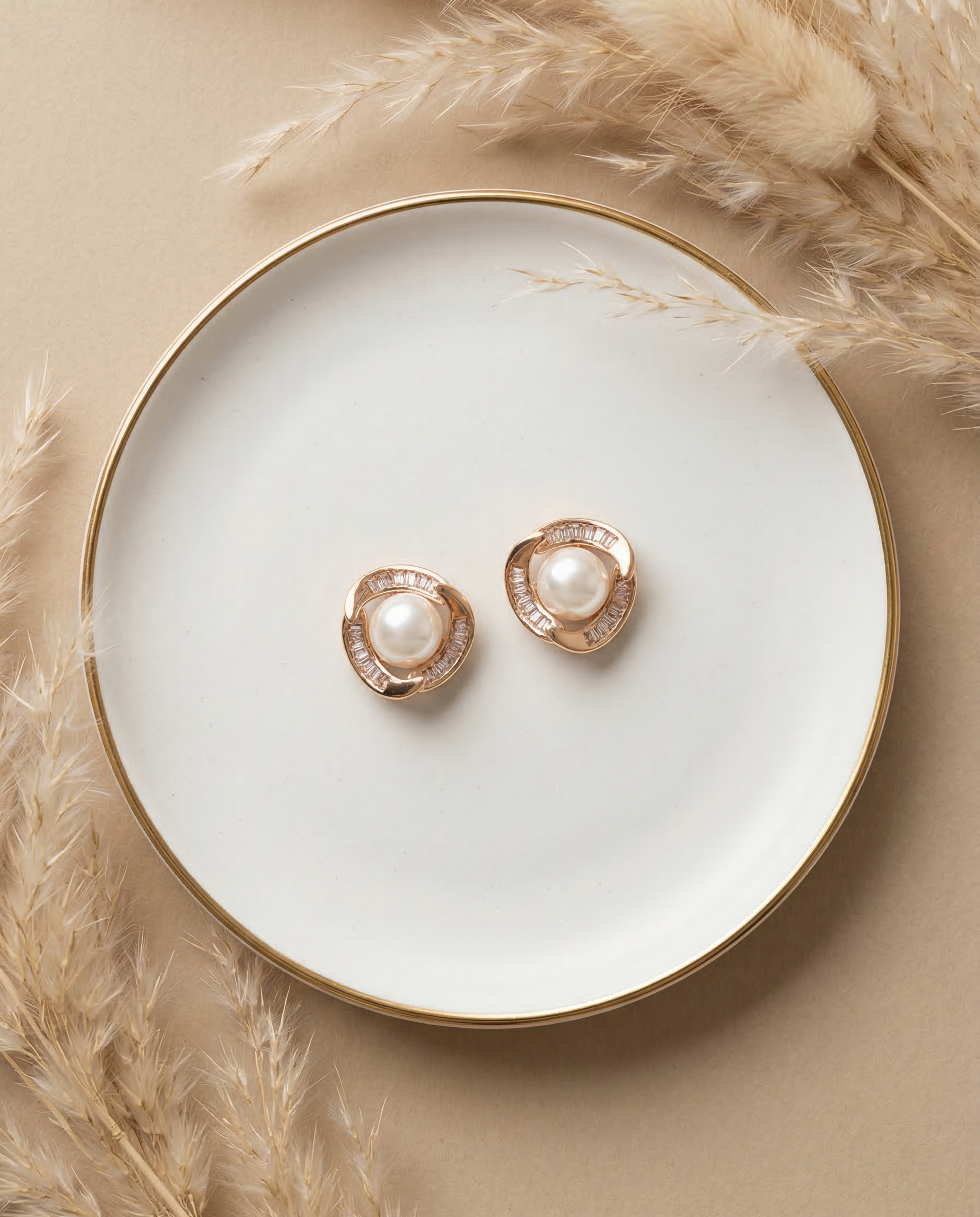 Luna Halo Pearl Stud Earrings