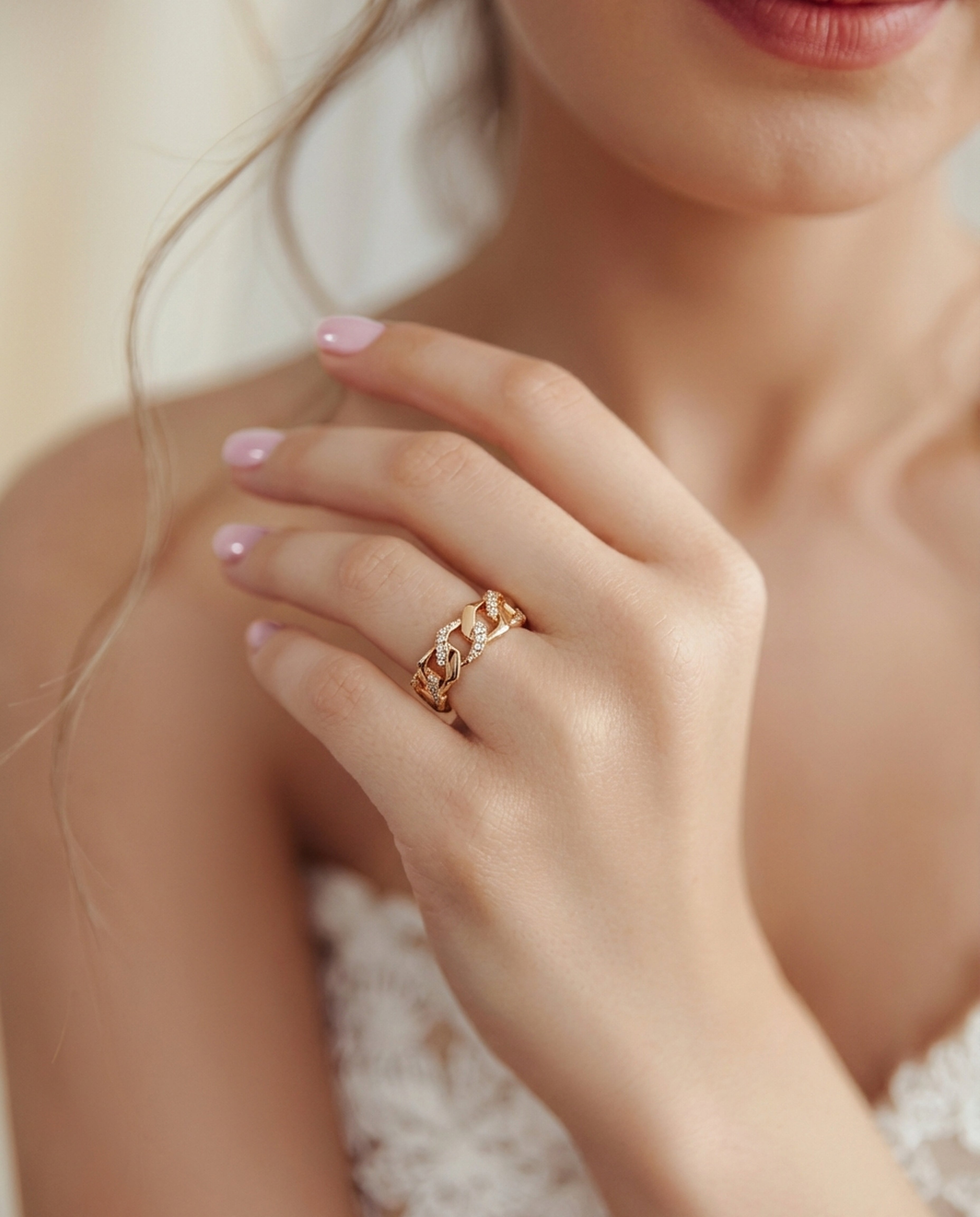 Aurelia Diamond Link Ring